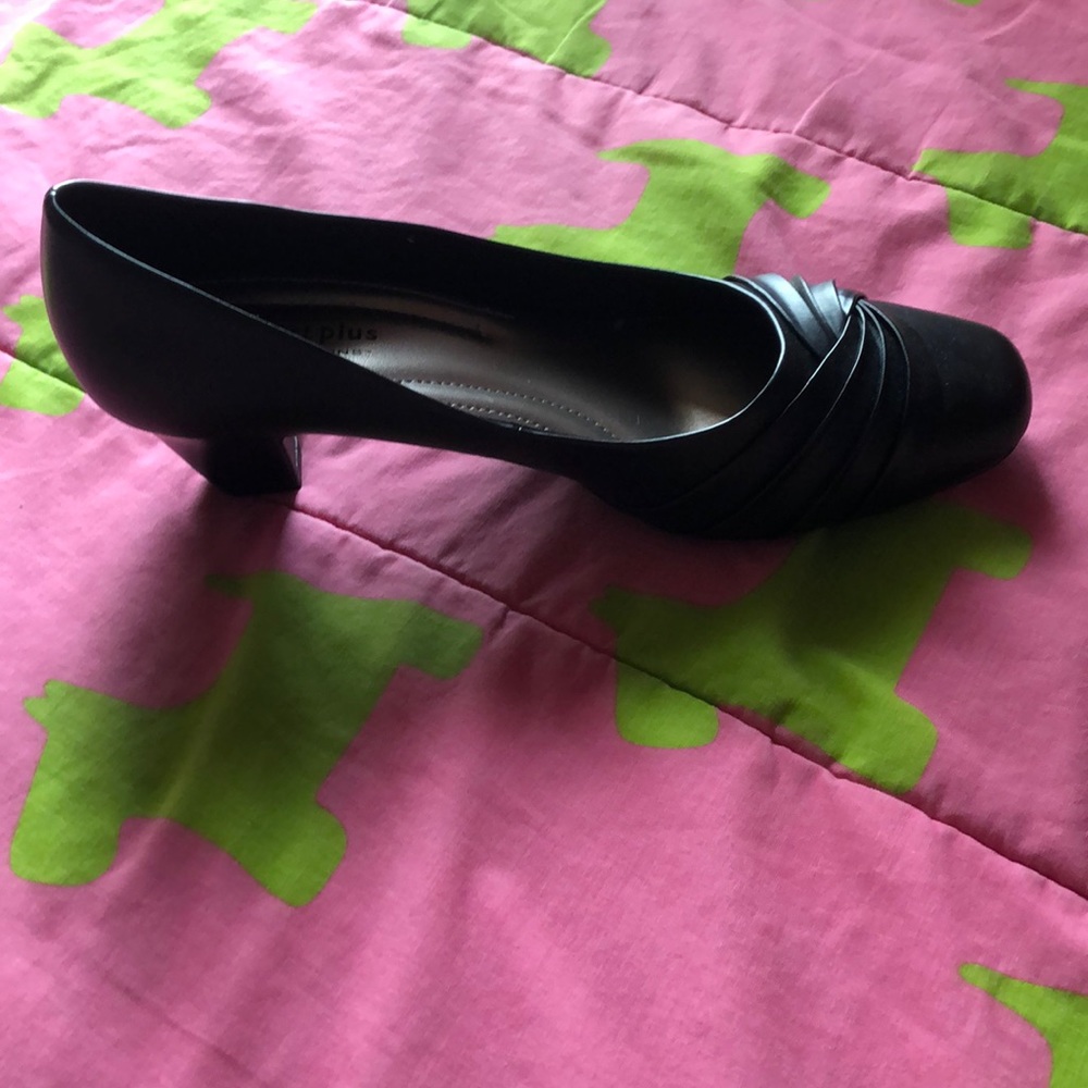 Work shoes